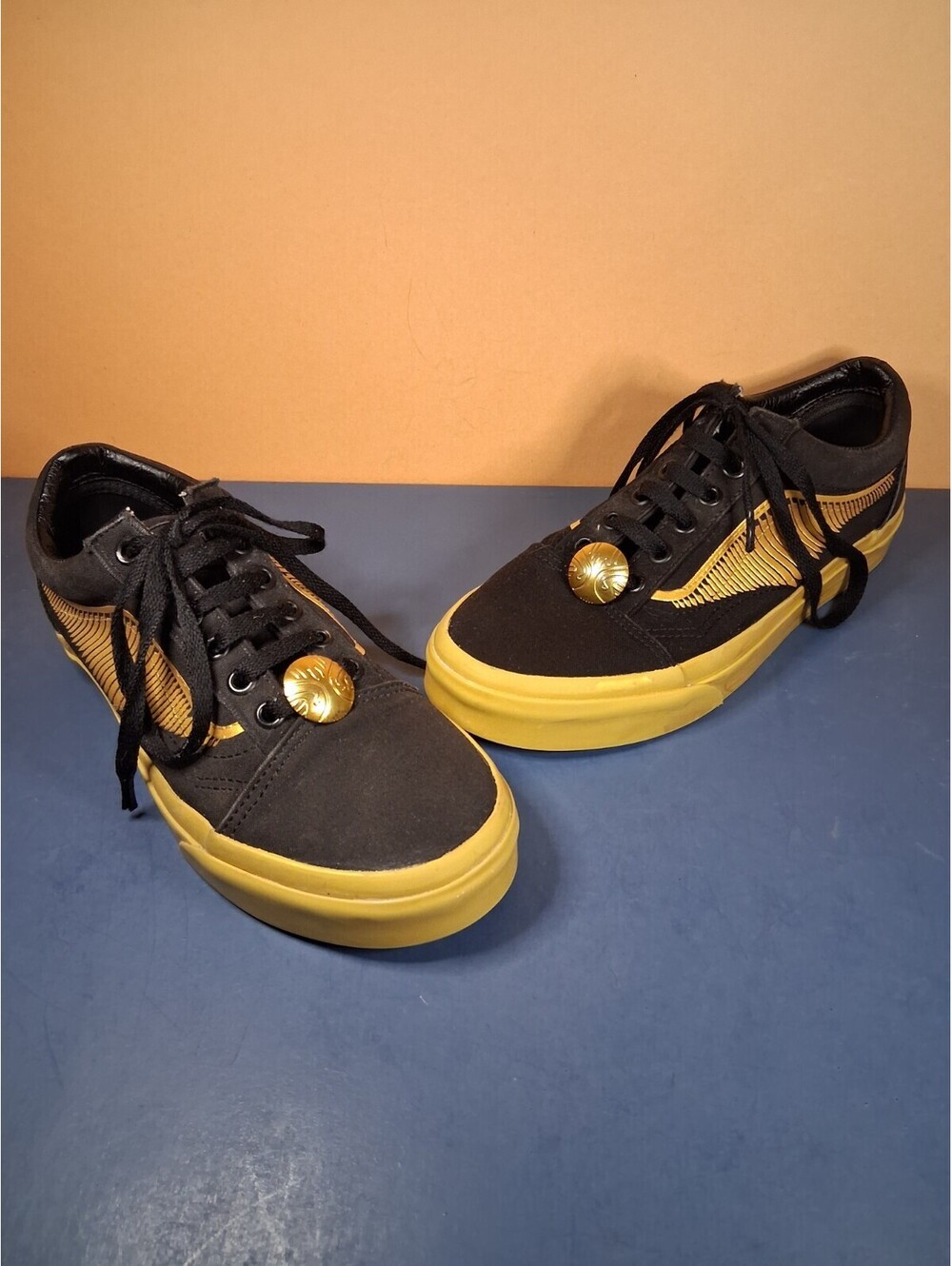 VANS Harry Potter Golden Snitch Men 5.5, Women 7 Sneakers Shoes Lace Up Black